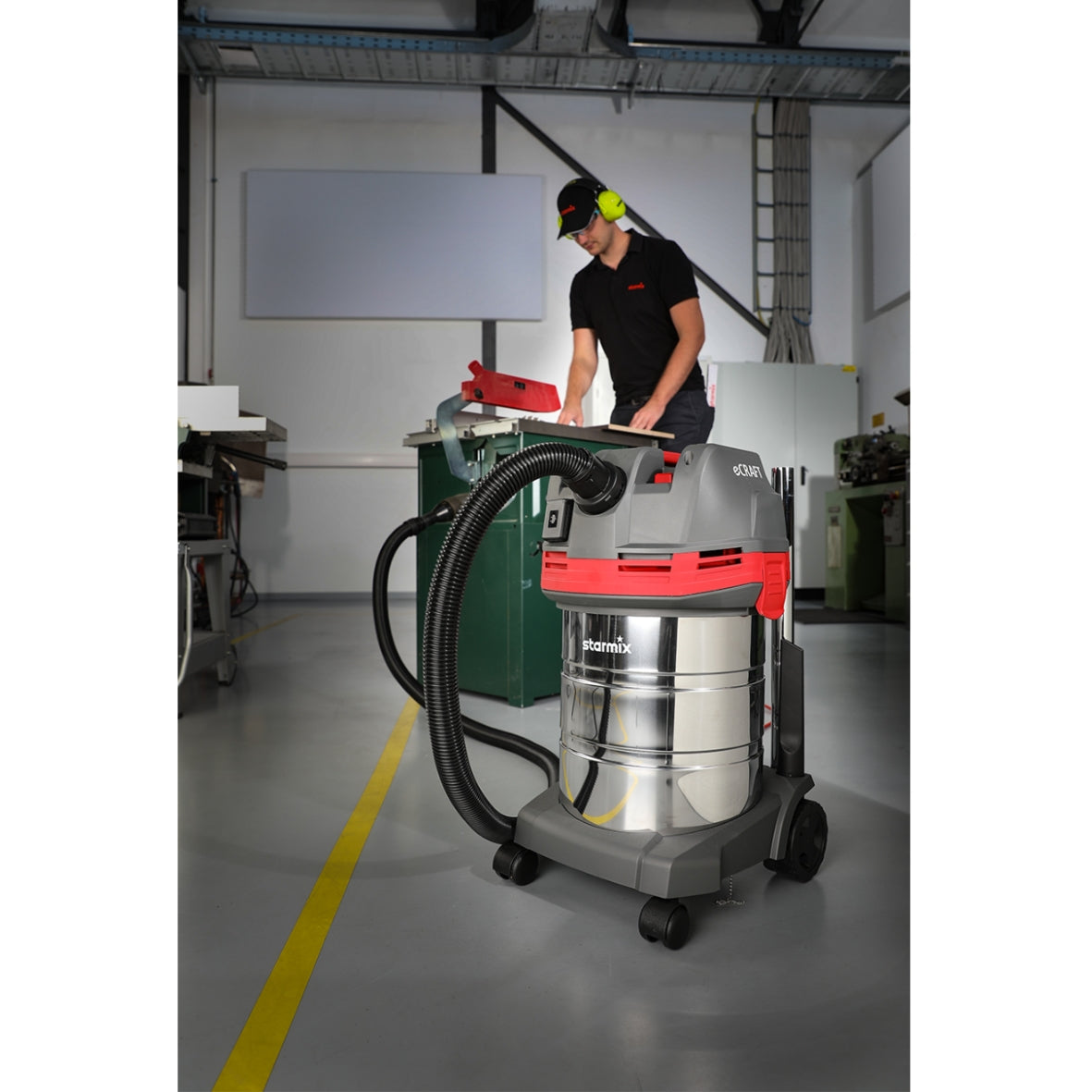 eCraft APL-1430 EWR Mokro-suchý vysavač STARMIX