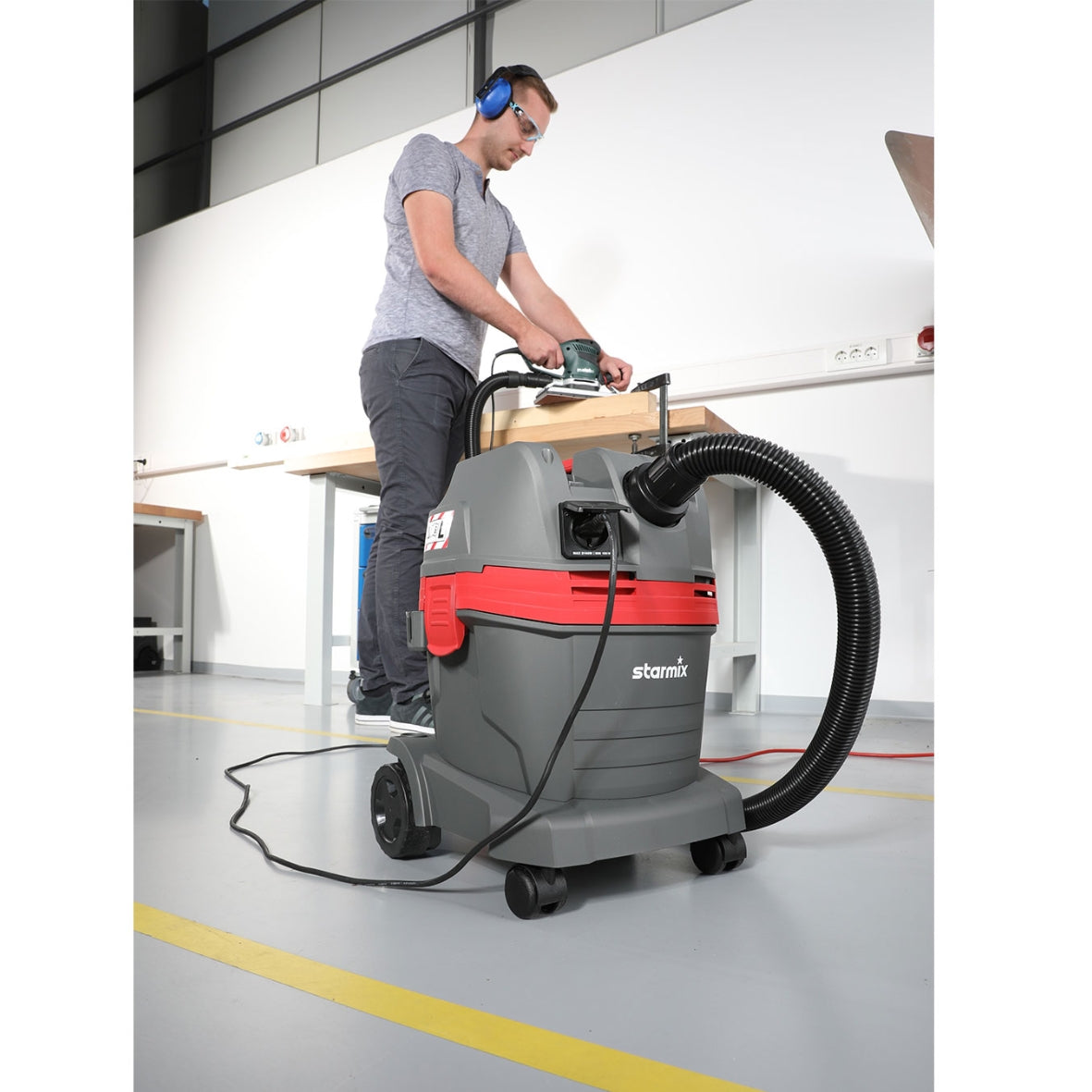 Univerzální vysavač eCraft APL-1422 EWR STARMIX