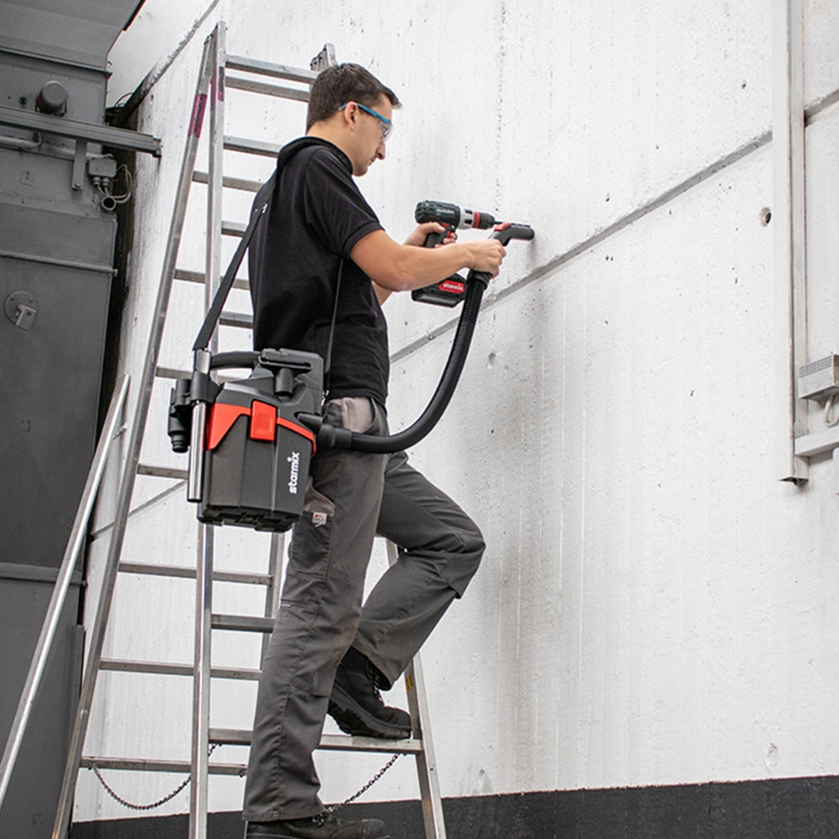 Mokro-suchý AKU vysavač Smart L 18V SET STARMIX